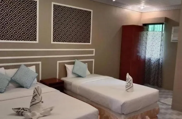 Resort Mangodlong Rock